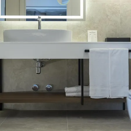 Horizon Wellness & - Western Signature Collection
