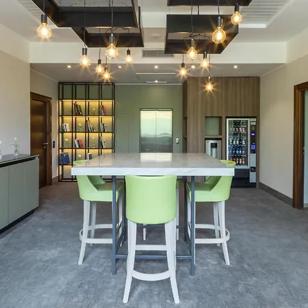 Horizon Wellness & - Western Signature Collection فندق 4*